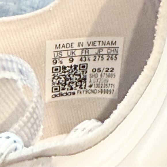 Adidas Shoes Sneakers Men Size 9.5 NMD_V3 Originals Running White Red GX2089 NWT - Picture 4 of 12